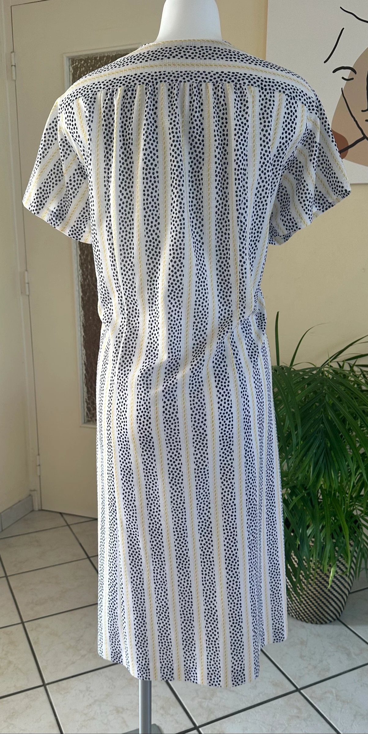 Vestido vintage estampado azul-marinho e amarelo tamanho 44/46 – Condição impecável – photo 9